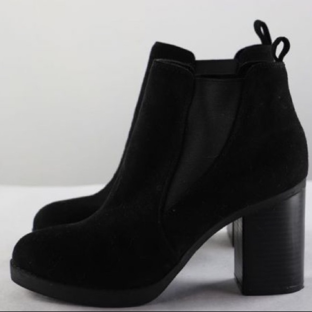 🌸Black booties🌸